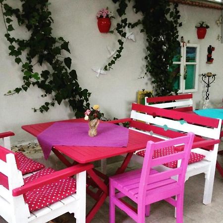 Nese Hotel Çeşme Buitenkant foto