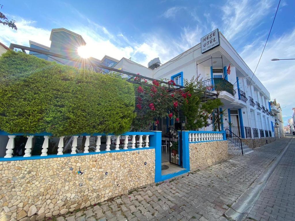Nese Hotel Çeşme Buitenkant foto