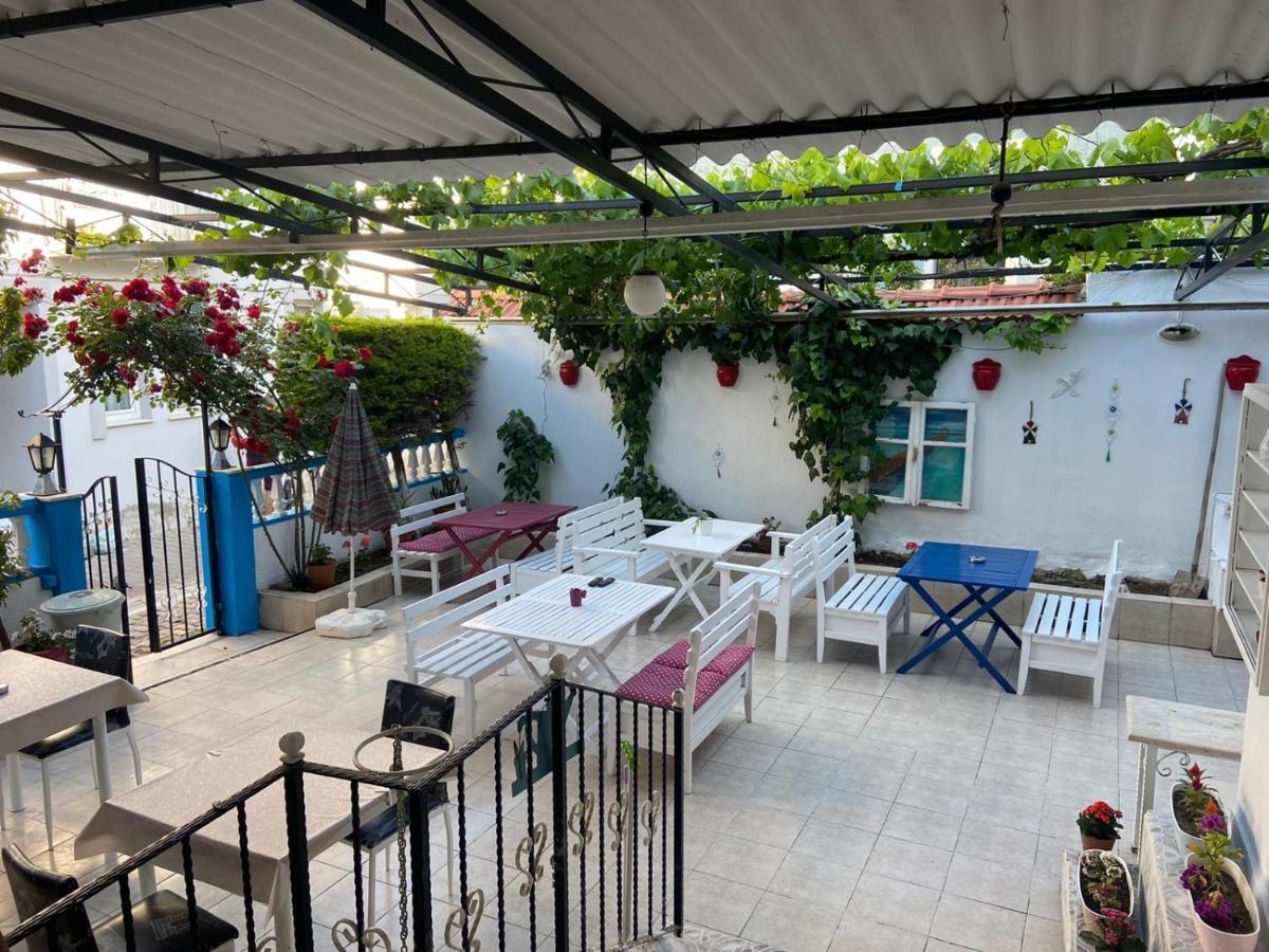 Nese Hotel Çeşme Buitenkant foto
