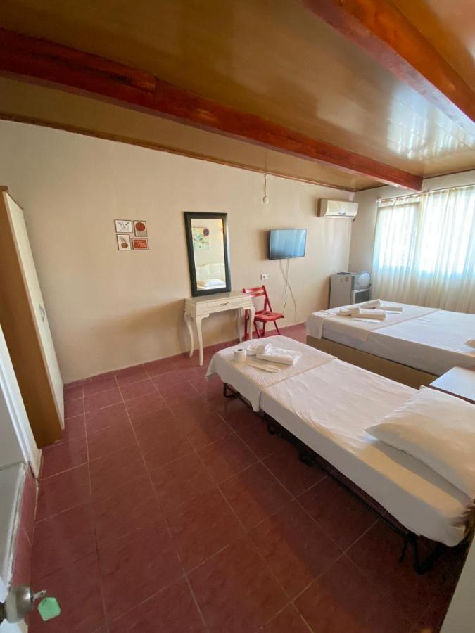 Nese Hotel Çeşme Buitenkant foto