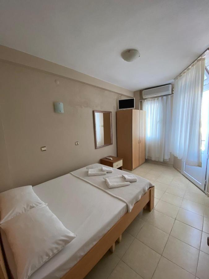 Nese Hotel Çeşme Buitenkant foto