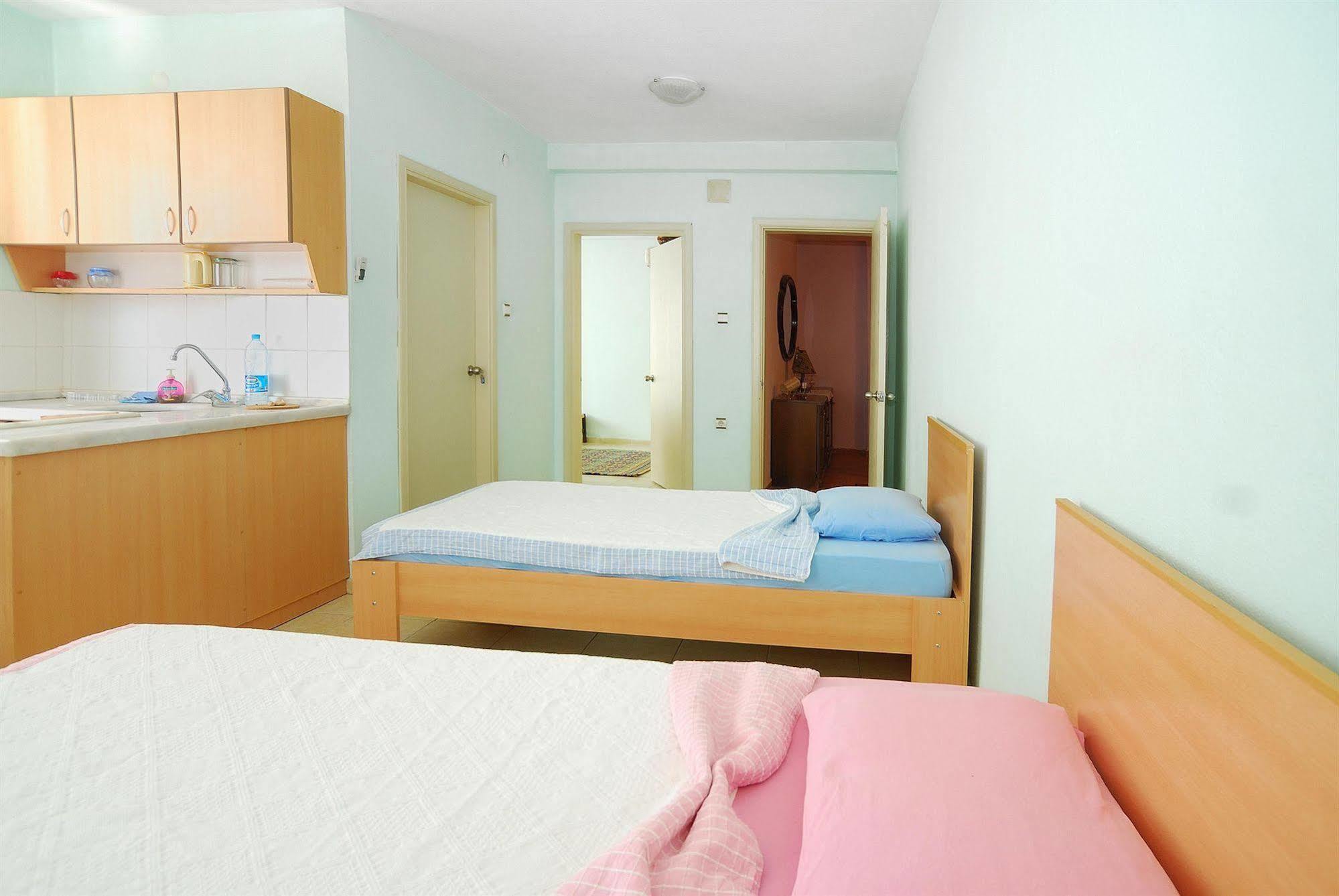 Nese Hotel Çeşme Buitenkant foto